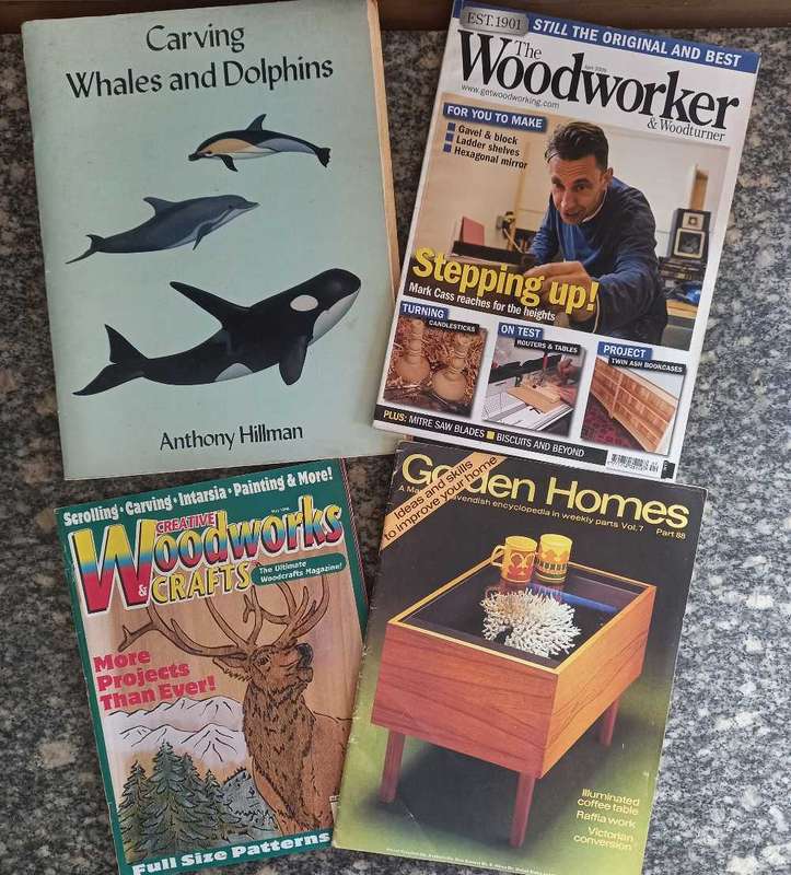 MAGAZINE AND BOOK BUNDLE