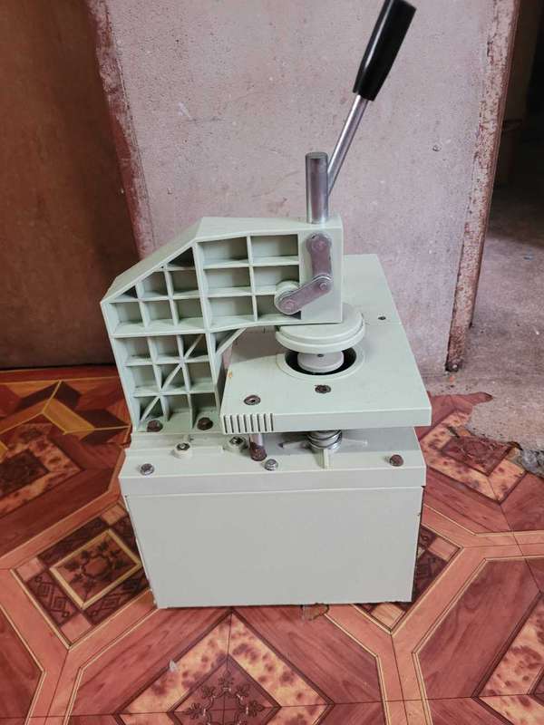 Electric Curtain Eyelet Puncher Professional Circle Curtains Hole Punching Tool