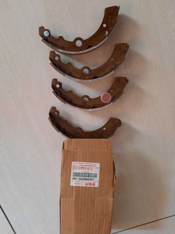 Suzuki swift genuine brake shoes