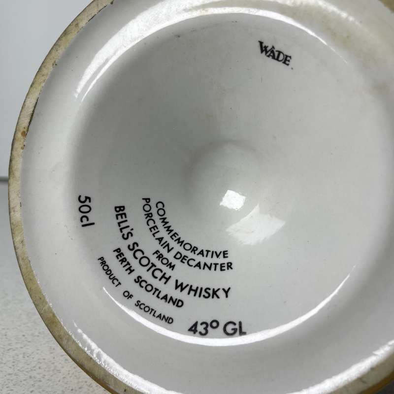 Vintage Bell`s Commemorate the Birth of Prince William Decanter