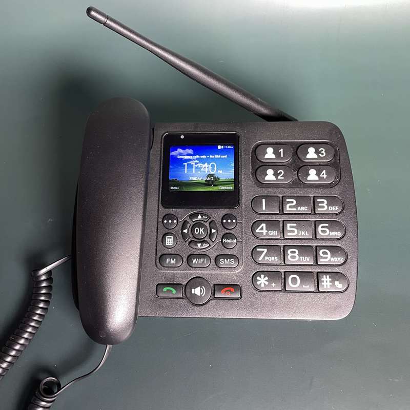 3G FLLA WiFi Sim Card Phone