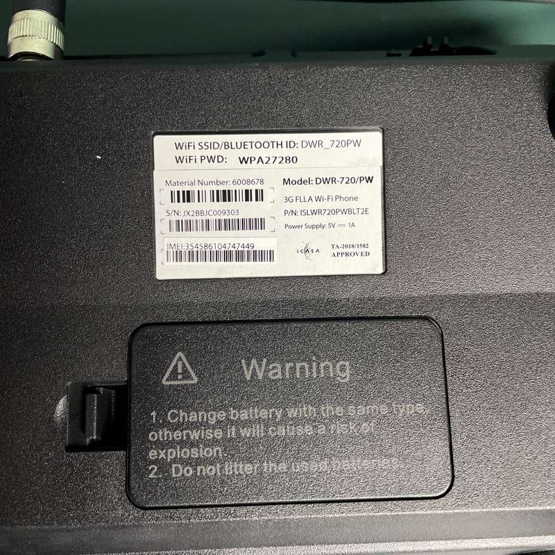 3G FLLA WiFi Sim Card Phone