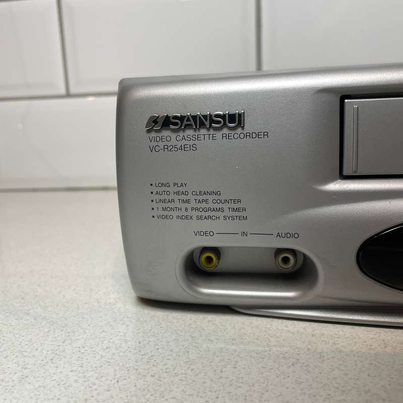 Sansui VCR/VHS Player (Not Working)