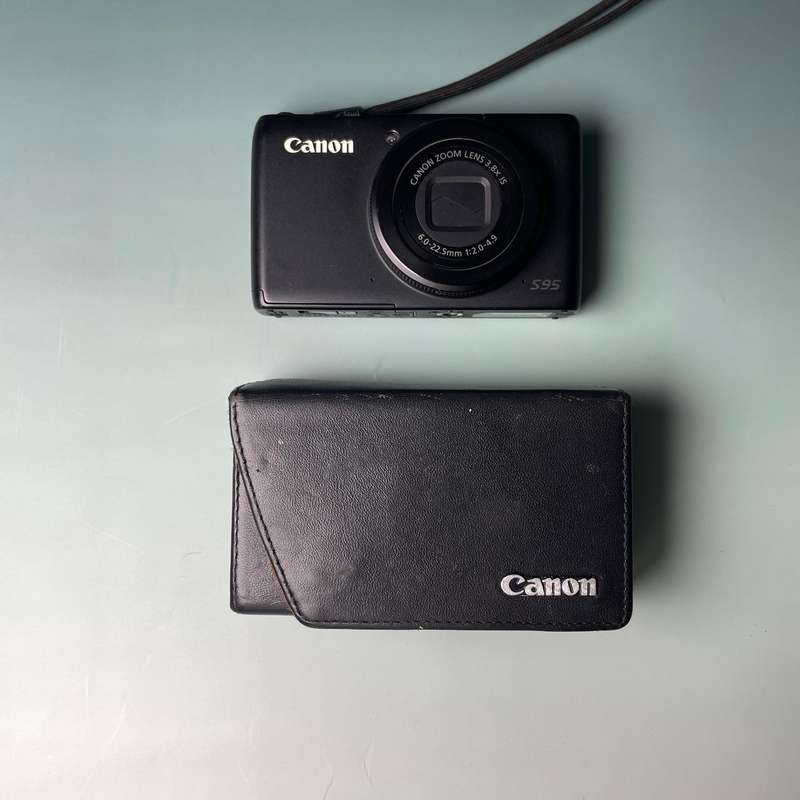 Canon Sureshot S95 Digicam