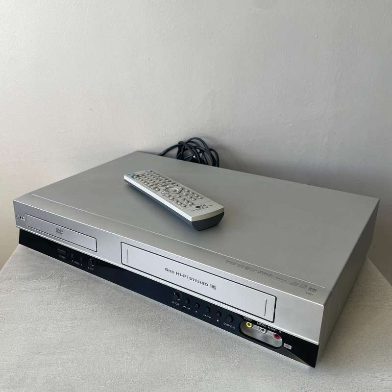 LG DVD + VHS Player with remote control
