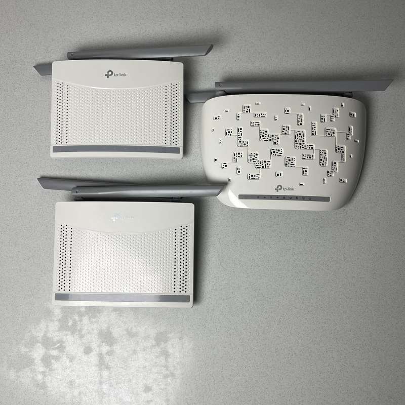 Lot of 3 TP-Link Wifi Routers (Please Read)