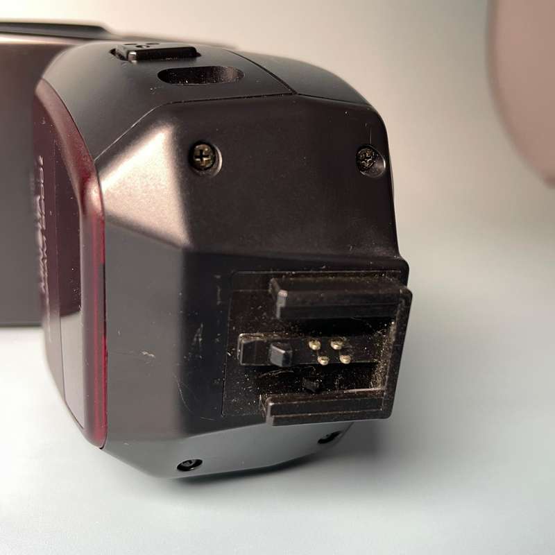 Minolta 5200i Flash Speedlite