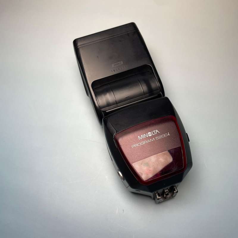 Minolta 5200i Flash Speedlite