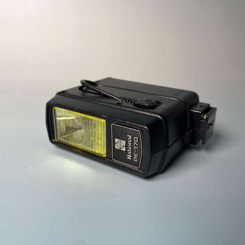 National PE 170 Vintage Flash