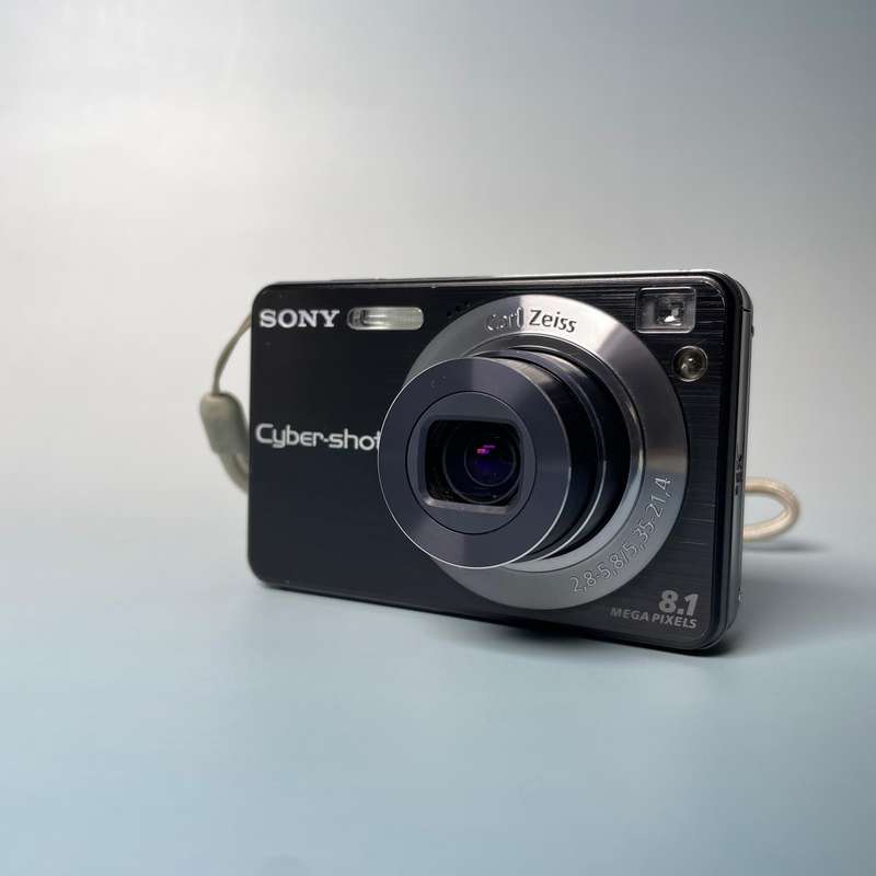 Sony DSC-W130 8.1 MP Camera 5x Zoom
