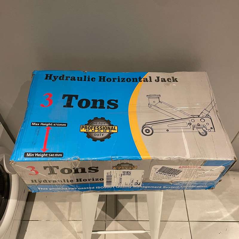 3 Ton Hydraulic Jack (Faulty)