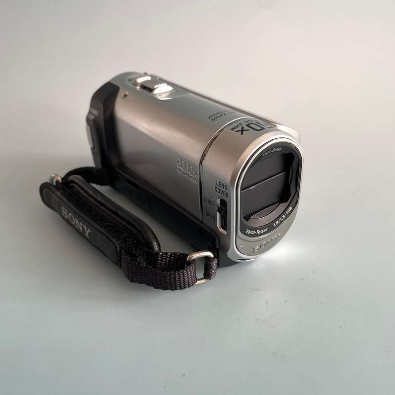 Sony Handycam DCR-SX40E