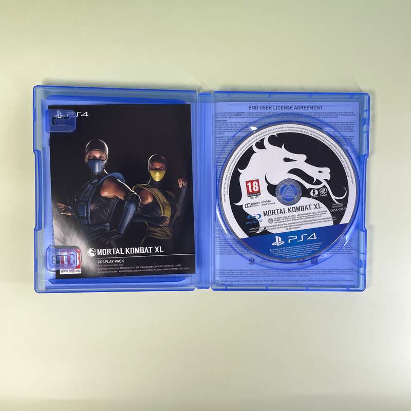 PS4 Mortal Combat XL