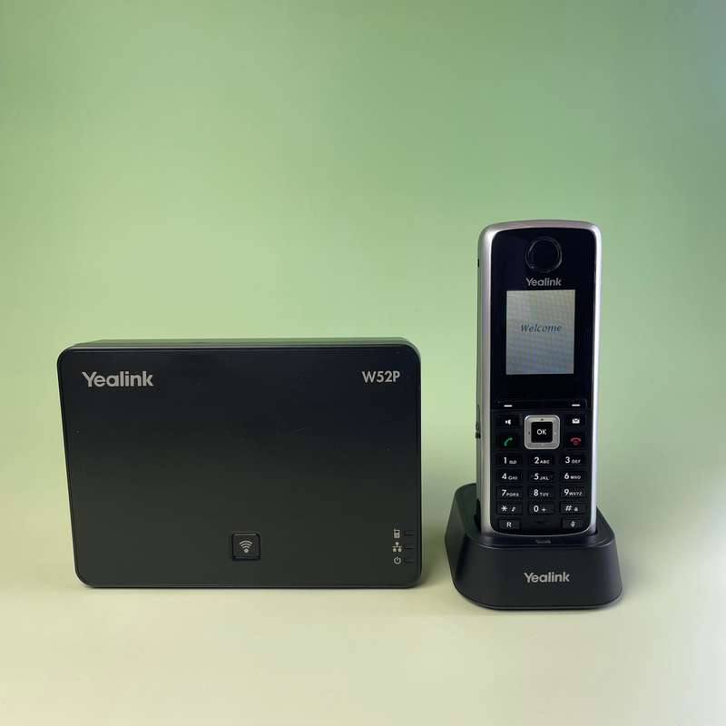Yealink W52P IP Cordless phone and Base