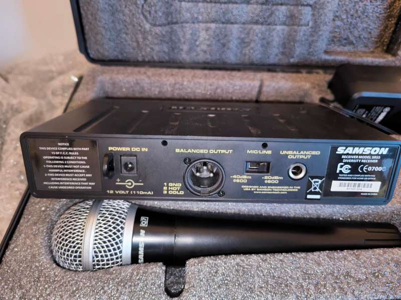 Samson Stage 55 - Wireless Handheld Microphone System