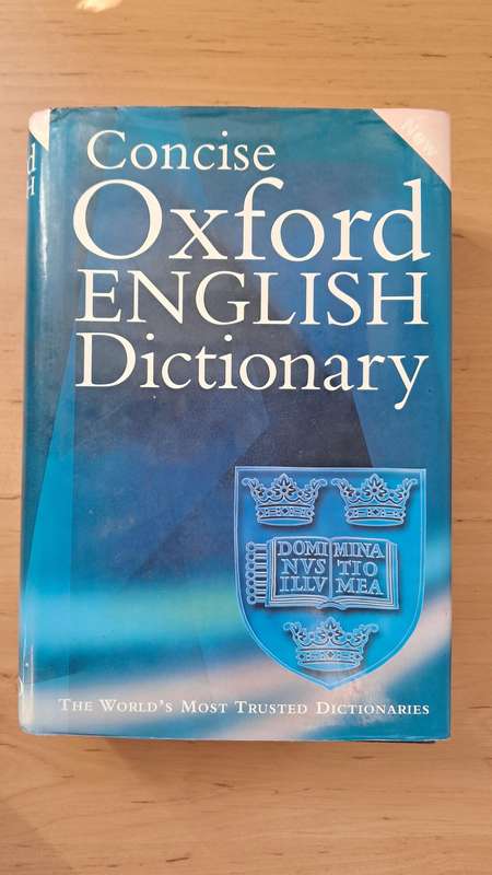 Concise Oxford English Dictionary (11th Edition) - 1708 pages + CD-ROM