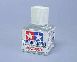 Tamiya Cement 40ml (Tamiya 87003) glue