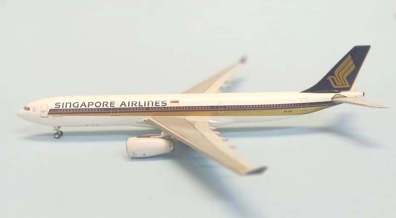 Airbus A330-300 Singapore Airlines - 1/200 Scale (AeroClassics)(AC9VSTF)(TAS002547)