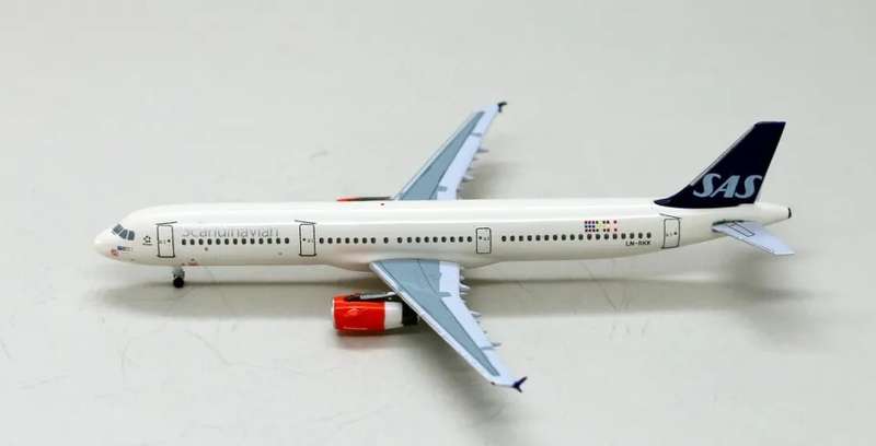 Airbus A320 SAS Scandinavian Airlines - 1/400 Scale (AeroClassics)(ACLNRKK)
