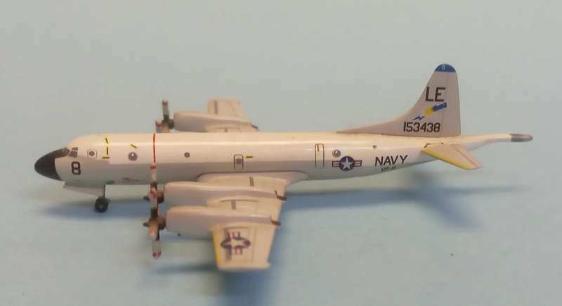 Lockheed P-3C Orion US Navy - 1/400 Scale (Dragon Wings)(DW55674)(PW13011)