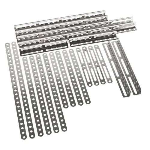 Spares 11 25 Hole Flat Strips 14 pieces & angles 8 pieces (Eitech)(EIT00101)