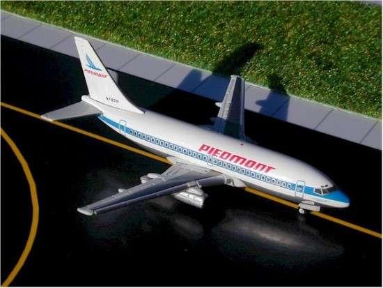 Boeing 737-200 Piedmont - 1/400 Scale (Gemini Jets)(GJPDM135)