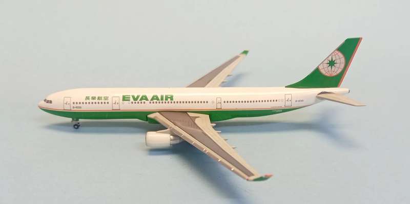 Airbus A330-200 Eva Air - 1/500 Scale (Hogan)(9154)(PW1014)
