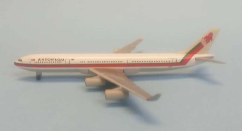 Airbus A340-300 TAP Air Portugal - 1/500 Scale (Herpa)(HW504621)(PW0018)