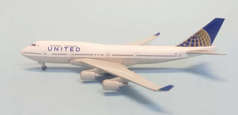 Boeing 747-400 United Airlines - 1/500 Scale (Herpa)(HW518581-002)(PW0069)
