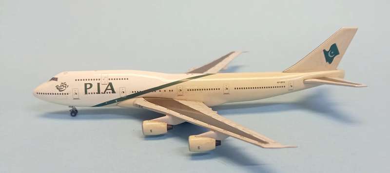Boeing 747-300 PIA Pakistan International - 1/500 Scale (Inflight 500)(IF5743003)(PW1002)