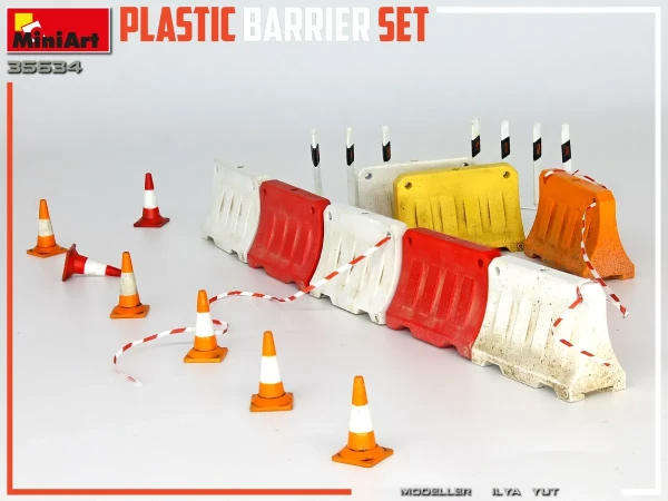 Plastic Barrier Set - 1/35 Scale (MiniArt 35634)