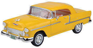 Chevy Bel Air Convertible W/Soft Top Yellow 1955 - 1/18  (Motormax MOT73184)