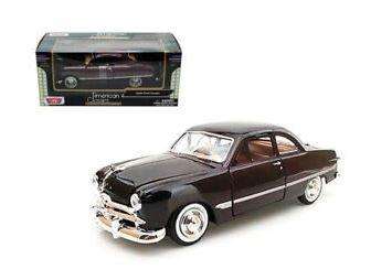 Ford Coupe Burgundy 1949  - 1/24  (Motormax MOT73213)