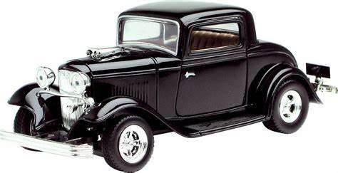 Ford Coupe (Hardtop) Black 1935 - 1/24 Scale (Motor Max)(MOT73251)