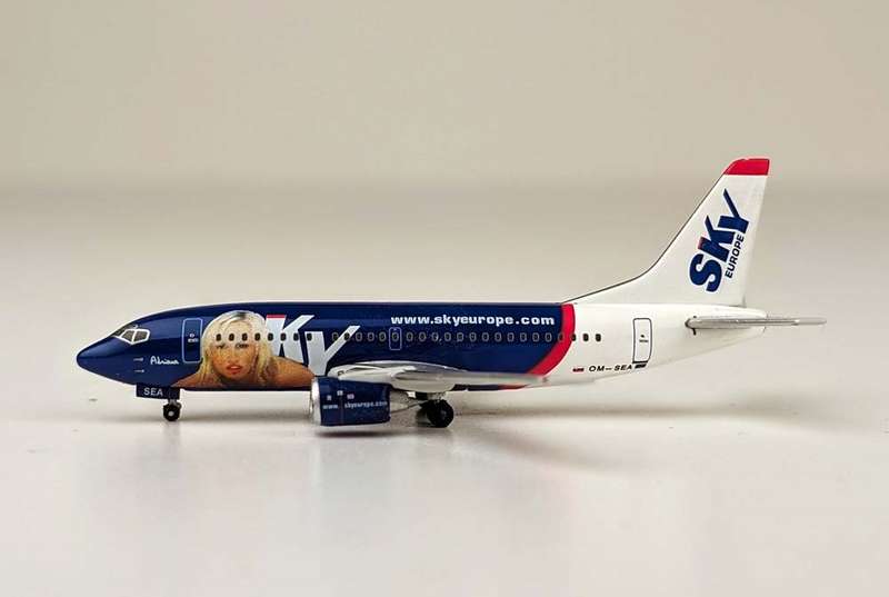 Boeing 737-500 Sky Europe Airlines - 1/400 Scale (Phoenix Models PH4ESK044)