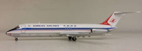 Douglas DC-9-30 Korean Airlines - 1/200 Scale (JC Wings)(XX2835)