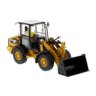 CAT 906M Compact Wheel Loader HL - 1/50 Scale (Diecast Masters DM85557)