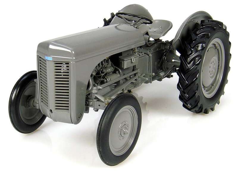 Massey Ferguson TEA20 Grey (Vaal Japie) - 1/16 Scale (UH2690)