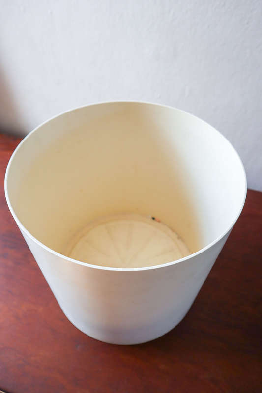 Waste paper bin Model 4660 by Gino Colombini for Kartell, 1970