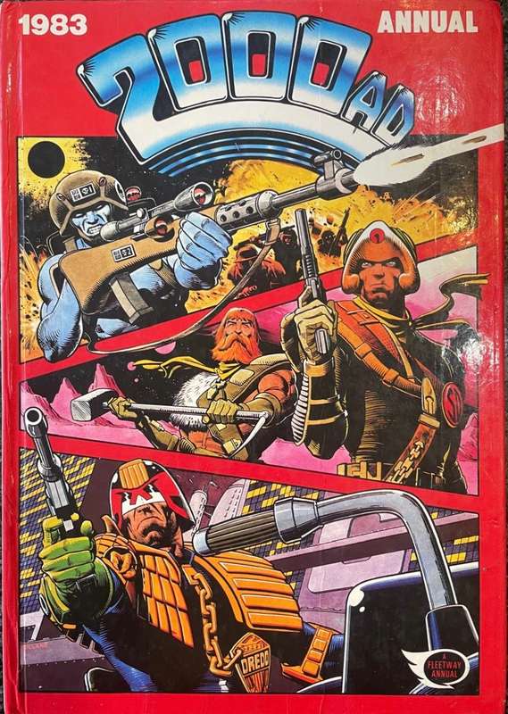 100 AD 2000 COMICS! IN EXCELLENT CONDITION