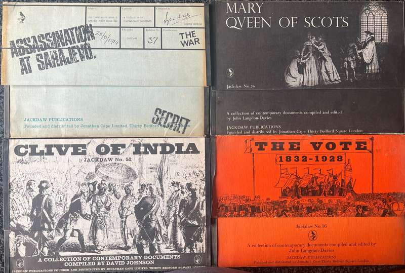1 x COLLECTION OF 7 JACKDAW PUBLICATIONS, RANGING FROM NO. 7 TO NO. 52