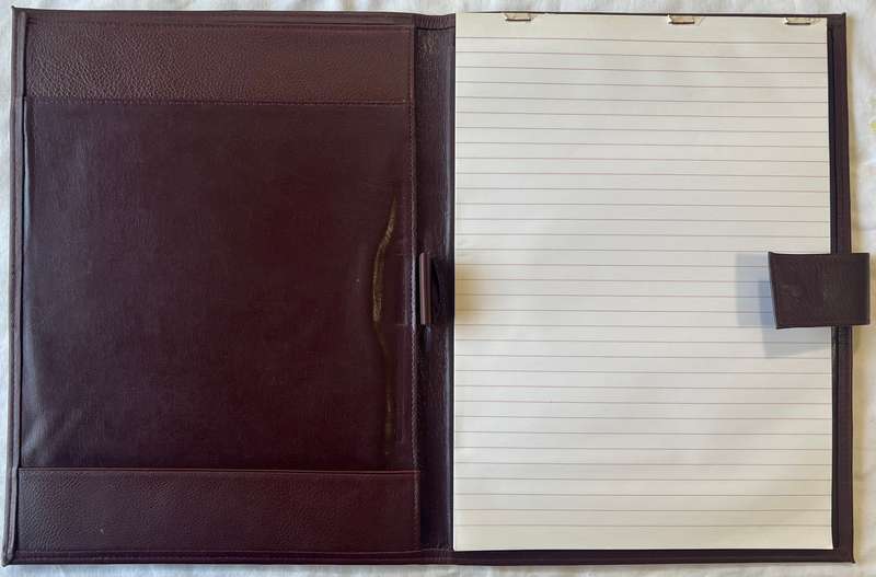 DARK BROWN A4 SIZE LEATHER FOLDER IN EXCELLENT CONDITION