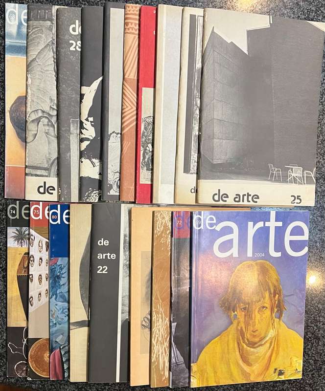 1 x COLLECTION OF 19 DE ARTE MAGAZINES 1972 - 2009