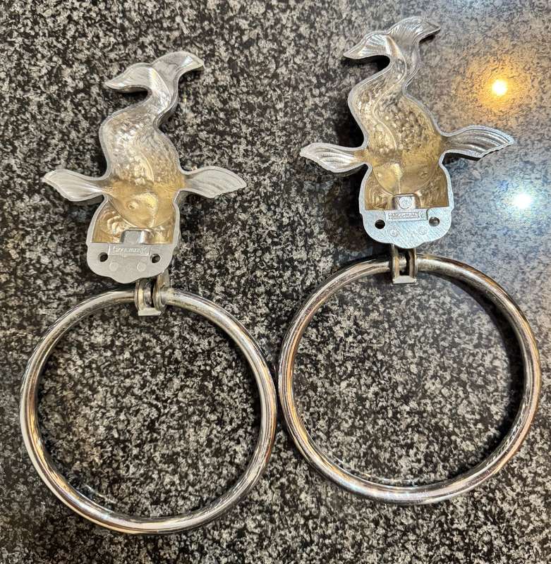 VINTAGE KOI HALL MACK HAND TOWEL HOLDER SET OF 2