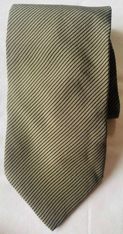 ORIGINAL GIORGIO ARMANI MENS PURE SILK TIE, GREEN WITH BLACK DIAGONAL STRIPES, MADE IN ITALY