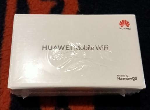 Huawei Mobile WiFi Router ***Still Sealed***