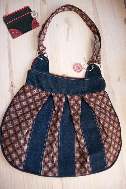 Combo Big Shweshwe bag with free wallet combo, Hand Made, Boho bag / Messenger