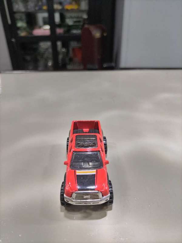Hot Wheels '10 Toyota Tundra Walmart Exclusive Loose