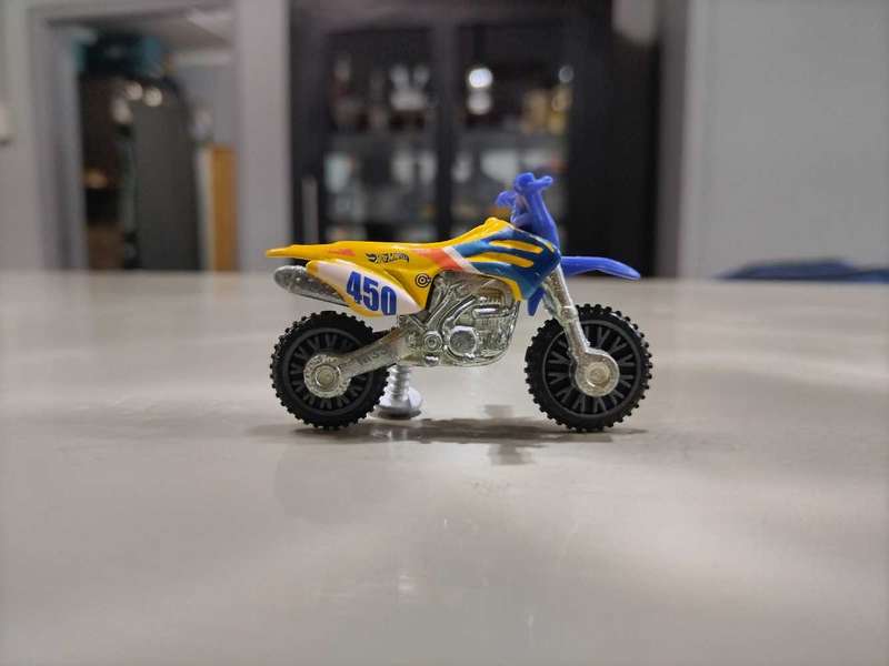 Hot Wheels HW450F Scrambler Loose
