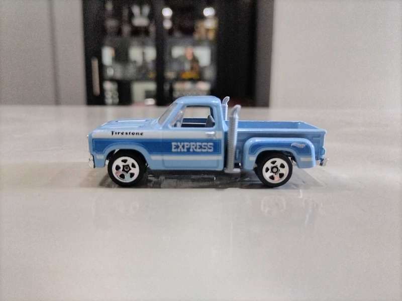 Hot Wheels 1978 Lil Red Express Loose